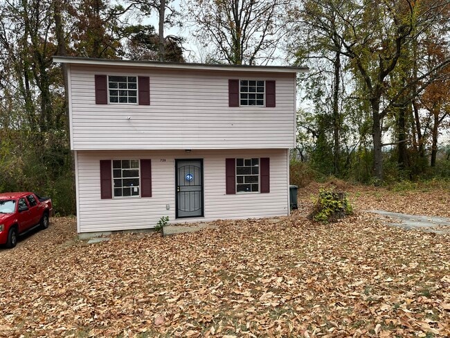 property at 728 Sylvan Dr