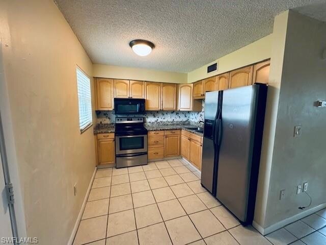3325 Arpt Rd S in Naples, FL - Building Photo - Building Photo