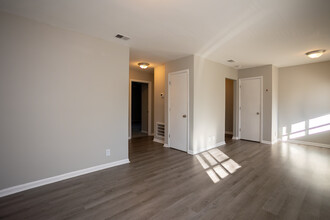 Allison Heights in Concord, NC - Building Photo - Interior Photo