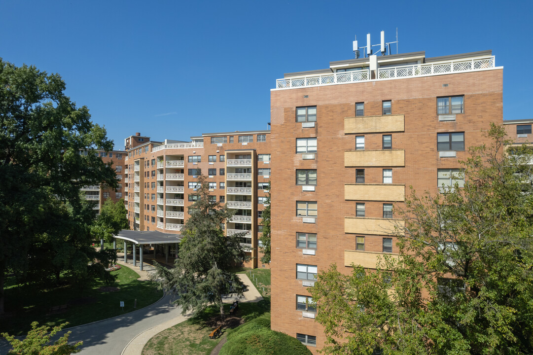 Elkins Park House in Elkins Park, PA - Building Photo