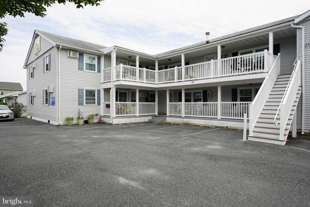 309 Bayshore Dr in Ocean City, MD - Building Photo