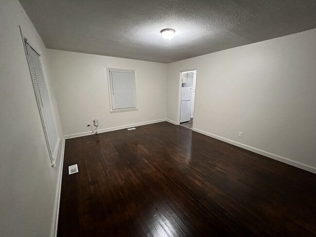 1839 Kennesaw Dr in Charlotte, NC - Building Photo - Building Photo