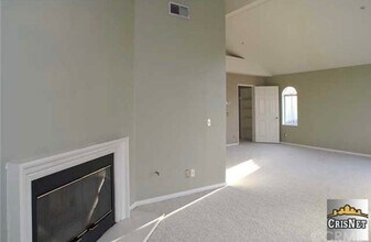 15116 Providence Ln in Los Angeles, CA - Building Photo - Building Photo