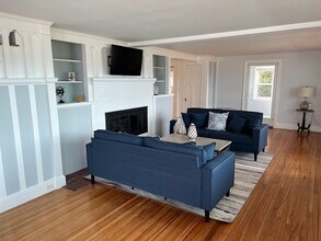 3 Kimball St, Unit 2 in Marblehead, MA - Building Photo - Building Photo