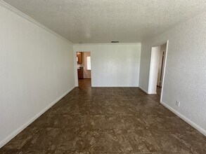 13082 14th St in Chino, CA - Building Photo - Building Photo