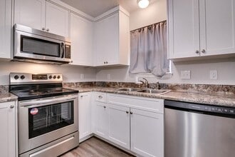 915 N Willowick Dr in Grovetown, GA - Building Photo - Building Photo