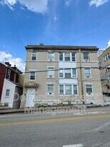 512 S Millvale Ave in Pittsburgh, PA - Building Photo