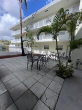 12890 NE 8th Ave in North Miami, FL - Building Photo - Building Photo