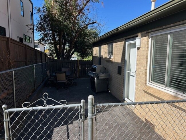2505 S Sherman St in Denver, CO - Building Photo - Building Photo