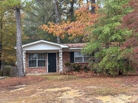 1246 Kings Mountain Ct in Columbus, GA - Building Photo