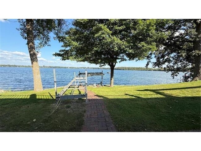 17796 Cedar Park Loop in Fergus Falls, MN - Building Photo - Building Photo