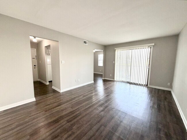 136 Jack Miller Blvd in Clarksville, TN - Building Photo - Building Photo