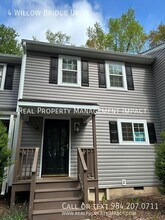 4 Willow Bridge Dr in Durham, NC - Building Photo - Building Photo