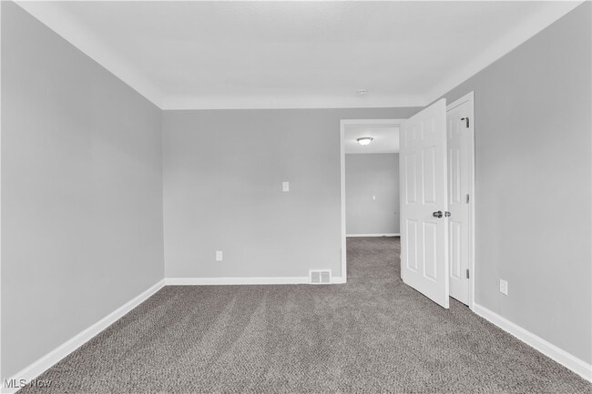 property at 3670 E 138th St