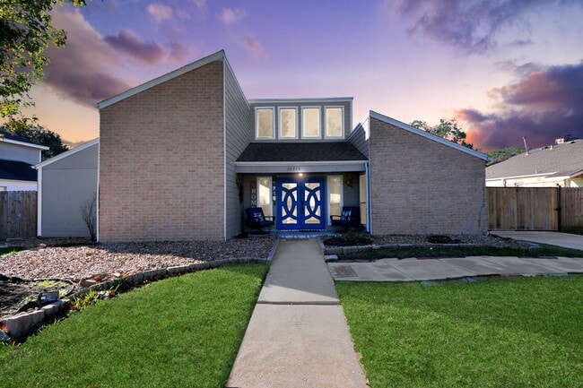 property at 15715 Creekhaven Dr