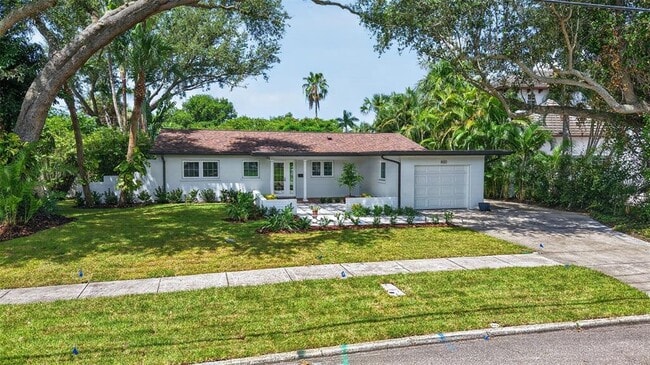property at 800 Cordova Blvd NE