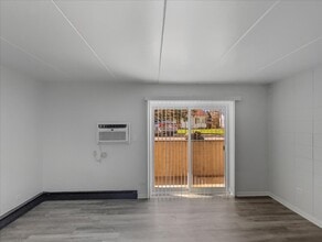 300 Marlene Ct in Wauconda, IL - Foto de edificio - Building Photo