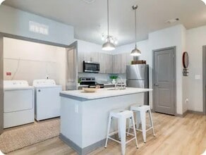 565 Hank Aaron Dr SW in Atlanta, GA - Building Photo - Building Photo