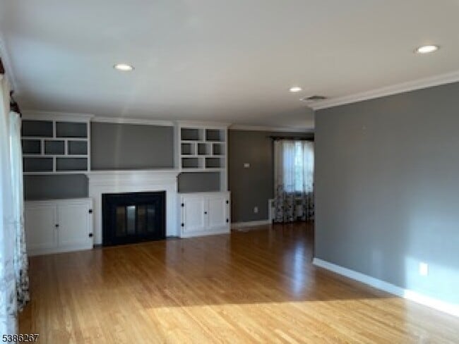 property at 429 Colwell Ct