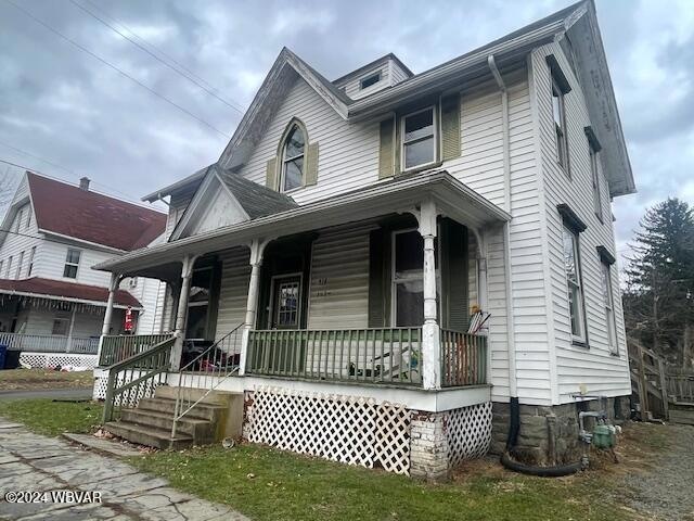 816 Elmira St in Williamsport, PA - Building Photo