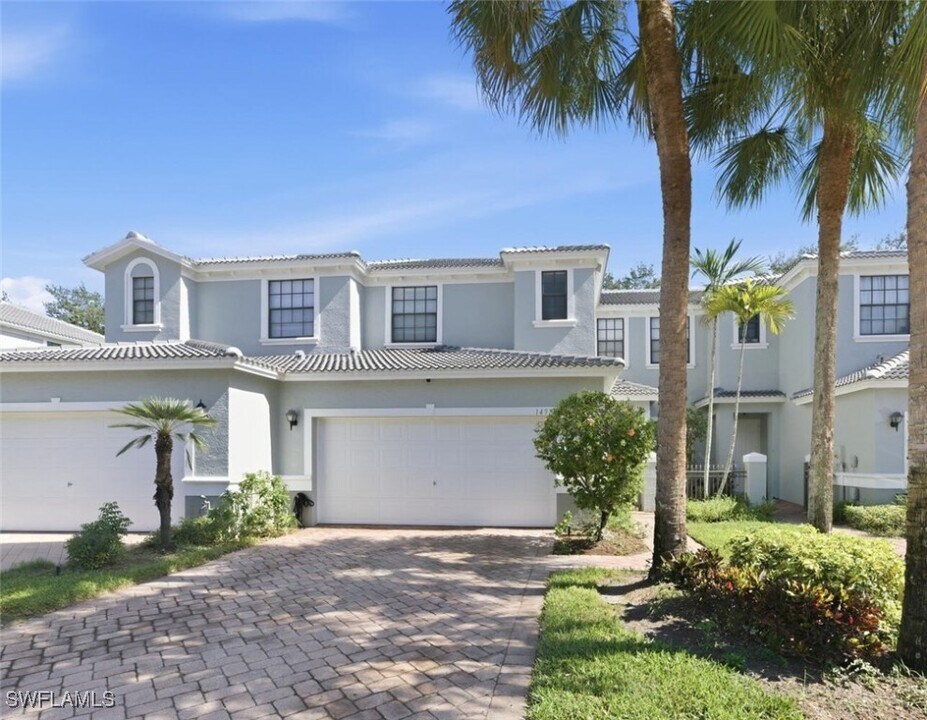 14978 Summit Pl Cir in Naples, FL - Building Photo