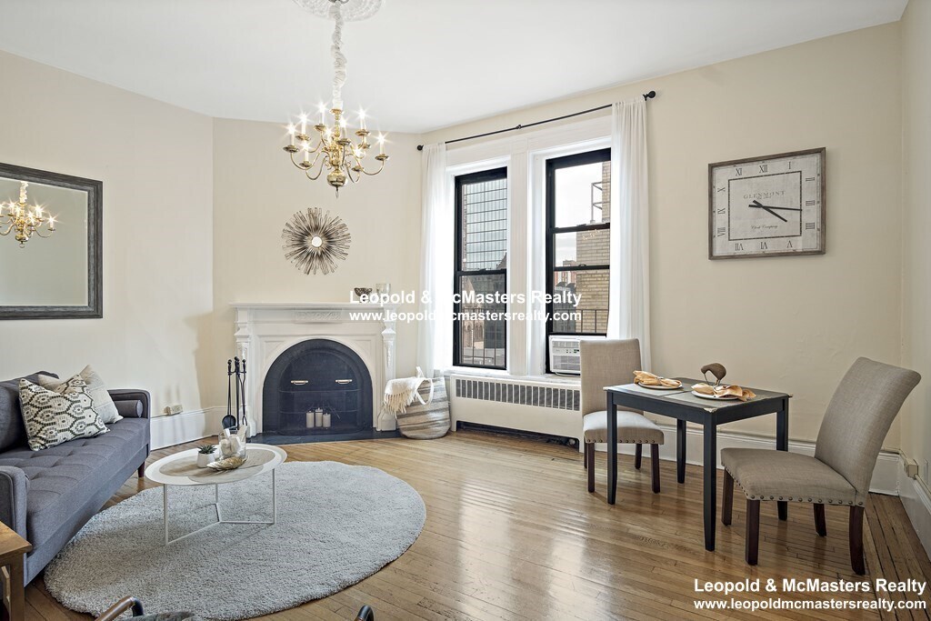 271 Dartmouth St, Unit 6D in Boston, MA - Building Photo