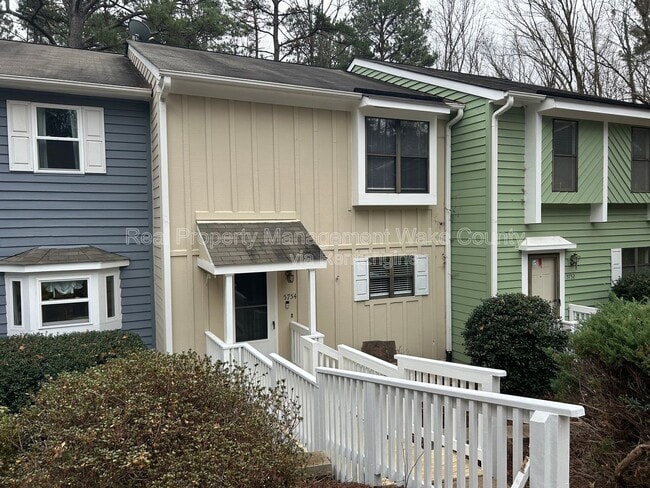 property at 5754 Pool Side Dr