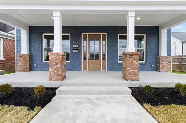 122 N 4th St in Clarksville, TN - Building Photo - Building Photo