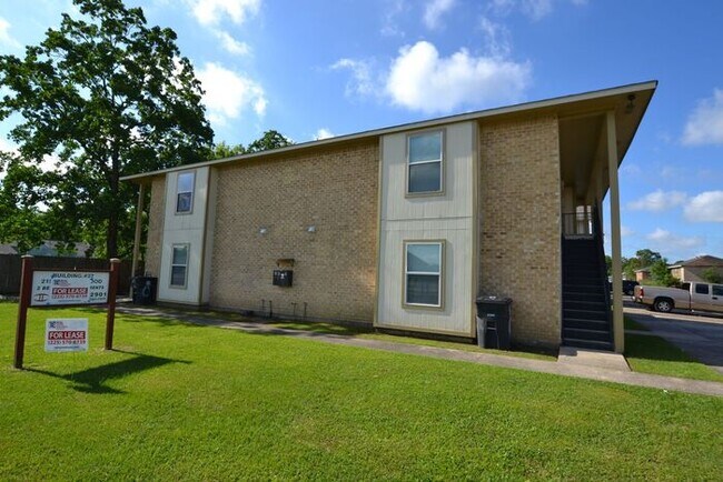 2150 N Sherwood Forest Dr-Unit -27D in Baton Rouge, LA - Building Photo - Building Photo