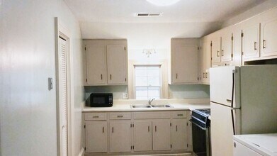 350 Telfair St in Augusta, GA - Building Photo - Building Photo