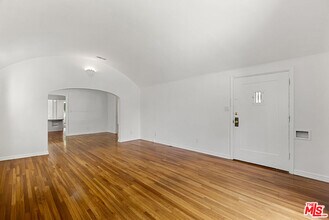 515 Kings Rd in West Hollywood, CA - Building Photo - Building Photo