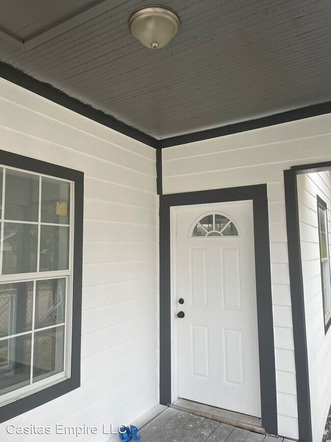 6744 Avenue S photo'