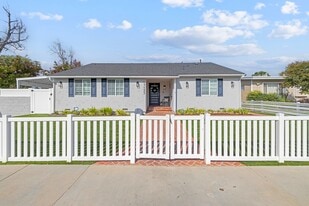 17155 Bullock St in Los Angeles, CA - Building Photo