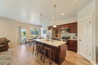 52 N 2000 W in Lehi, UT - Building Photo - Building Photo