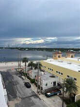 801 S Ocean Dr in Hollywood, FL - Foto de edificio - Building Photo