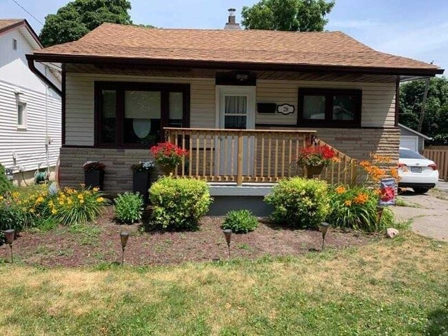 property at 28 Glynn Rd
