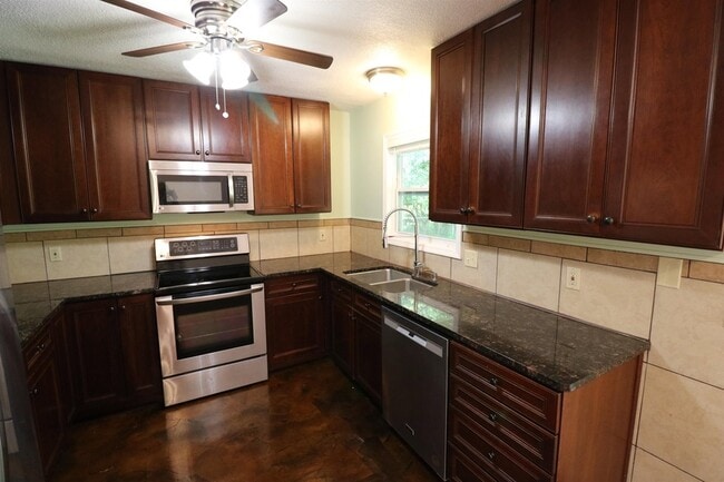 4225 Oak Ln in St. Augustine, FL - Building Photo - Building Photo