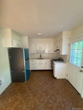 408 7th St in East Northport, NY - Building Photo - Building Photo