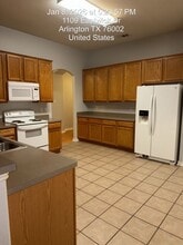 1109 Eastwick Dr in Arlington, TX - Building Photo - Building Photo