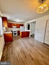 403 Chatham Square in Winchester, VA - Building Photo - Building Photo