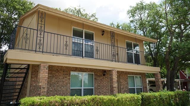 property at 1104 Southmoor Dr