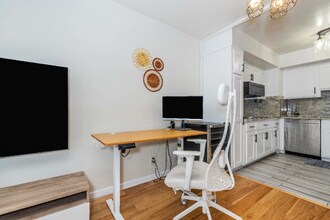 1998 Broadway in San Francisco, CA - Building Photo - Building Photo