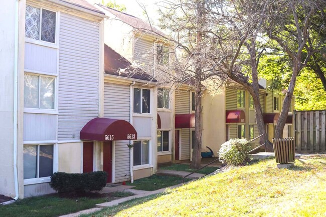 Fall River Terrace in Columbia, MD - Building Photo - Building Photo