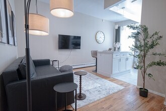 279 W 114th St in New York, NY - Building Photo - Building Photo