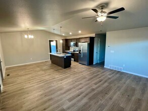 1133 Cobalt Dr in Rapid City, SD - Building Photo - Building Photo