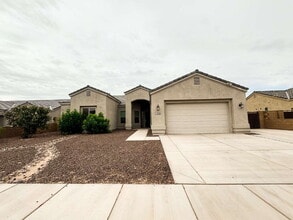 10250 E 39th Pl in Yuma, AZ - Building Photo - Building Photo