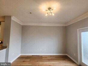 501 Hungerford Dr in Rockville, MD - Building Photo - Building Photo