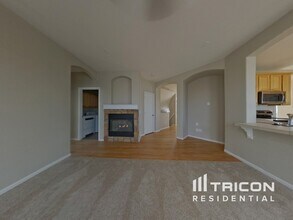 2805 Middlebury Dr in Littleton, CO - Building Photo - Building Photo