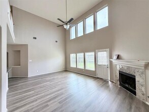 5015 BridgeValley Ct in Spring, TX - Building Photo - Building Photo