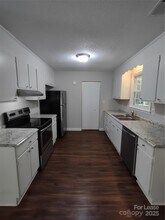 710 Sharon Dr in Waxhaw, NC - Building Photo - Building Photo